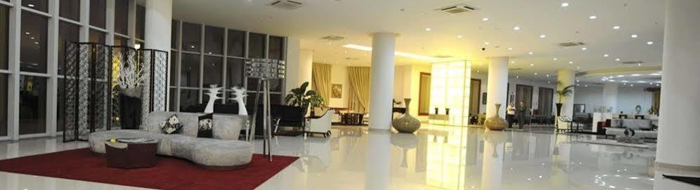 Hotel Victoria Garden Camama Buitenkant foto